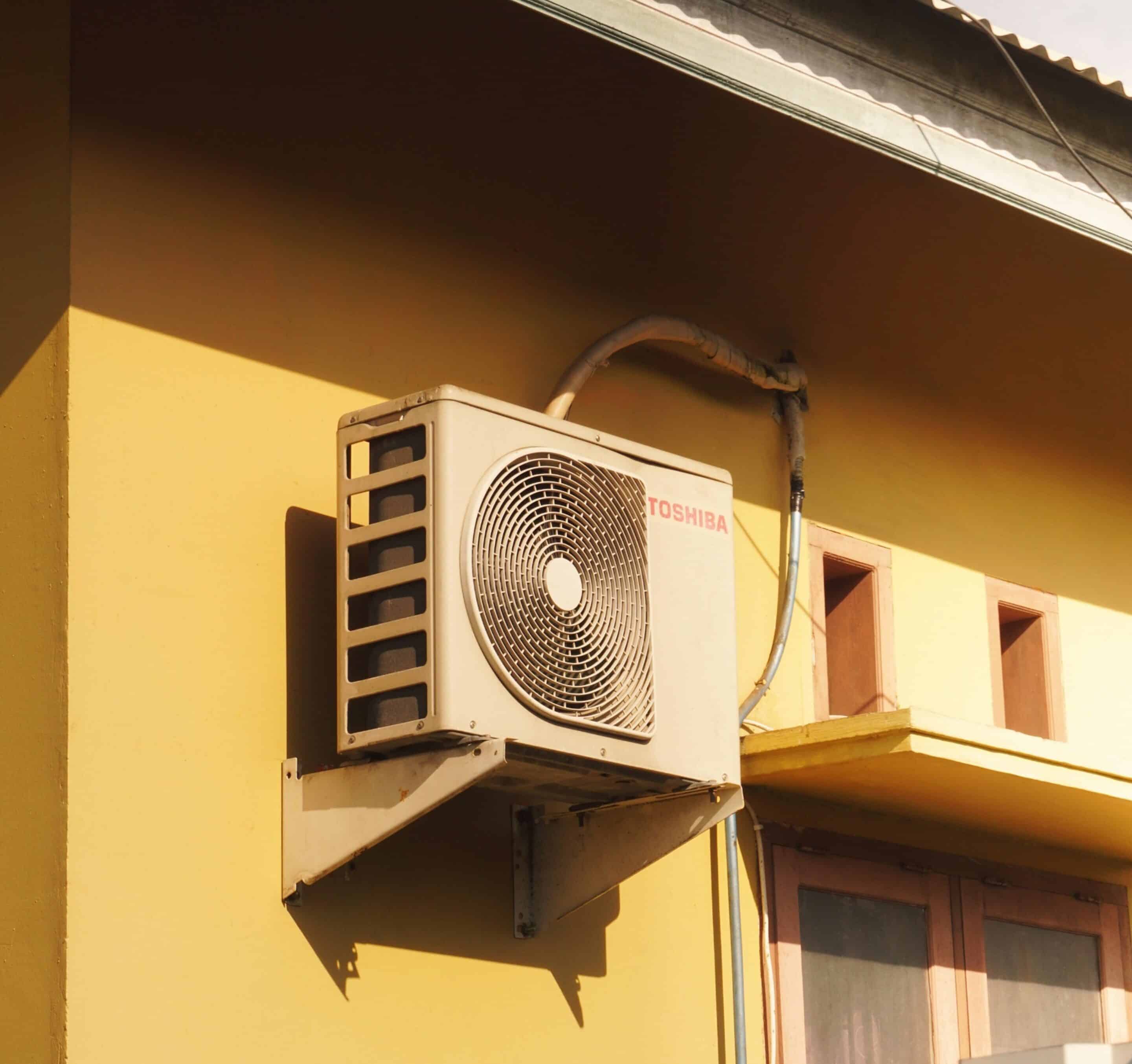 Aire acondicionado escalado: ¡5 consejos para mantener tu casa fresca en verano!